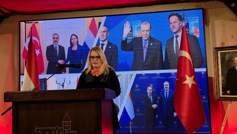 Diplomatik Giri�imleriyle Türkiye�nin Dünyaya Aç�lan Yüzü Oldular 